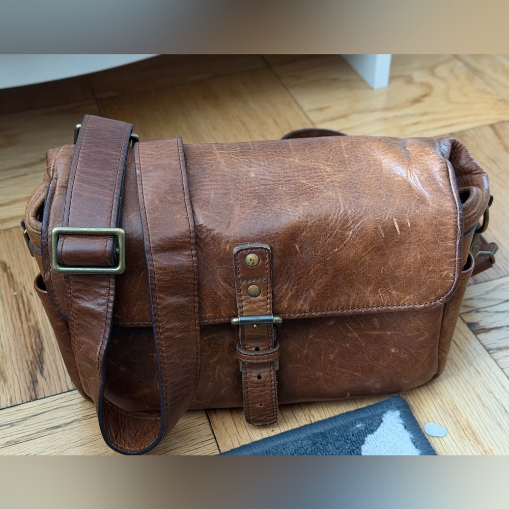 Ona Bowery Cognac Leather Camera Bag READ